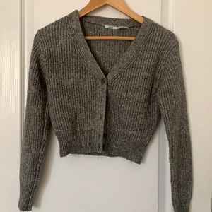 Cute cardigan!